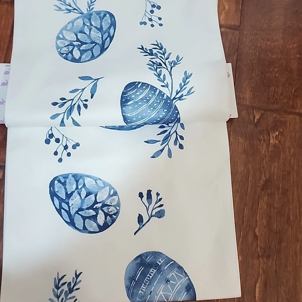 NWT Easter table runner